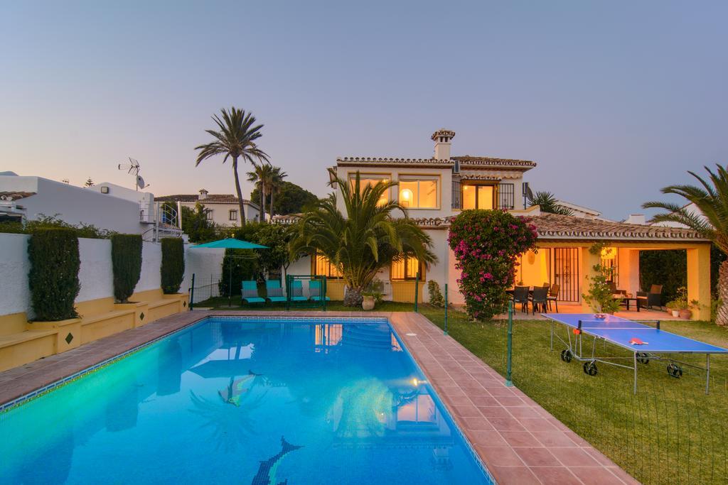 Typical Beach House Las Chapas Playa With Heated Pool Marbella Zewnętrze zdjęcie